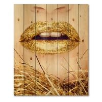 Designart 'krupni plan zlatnih ženskih usana i' moderan Print na prirodnom borovom drvetu